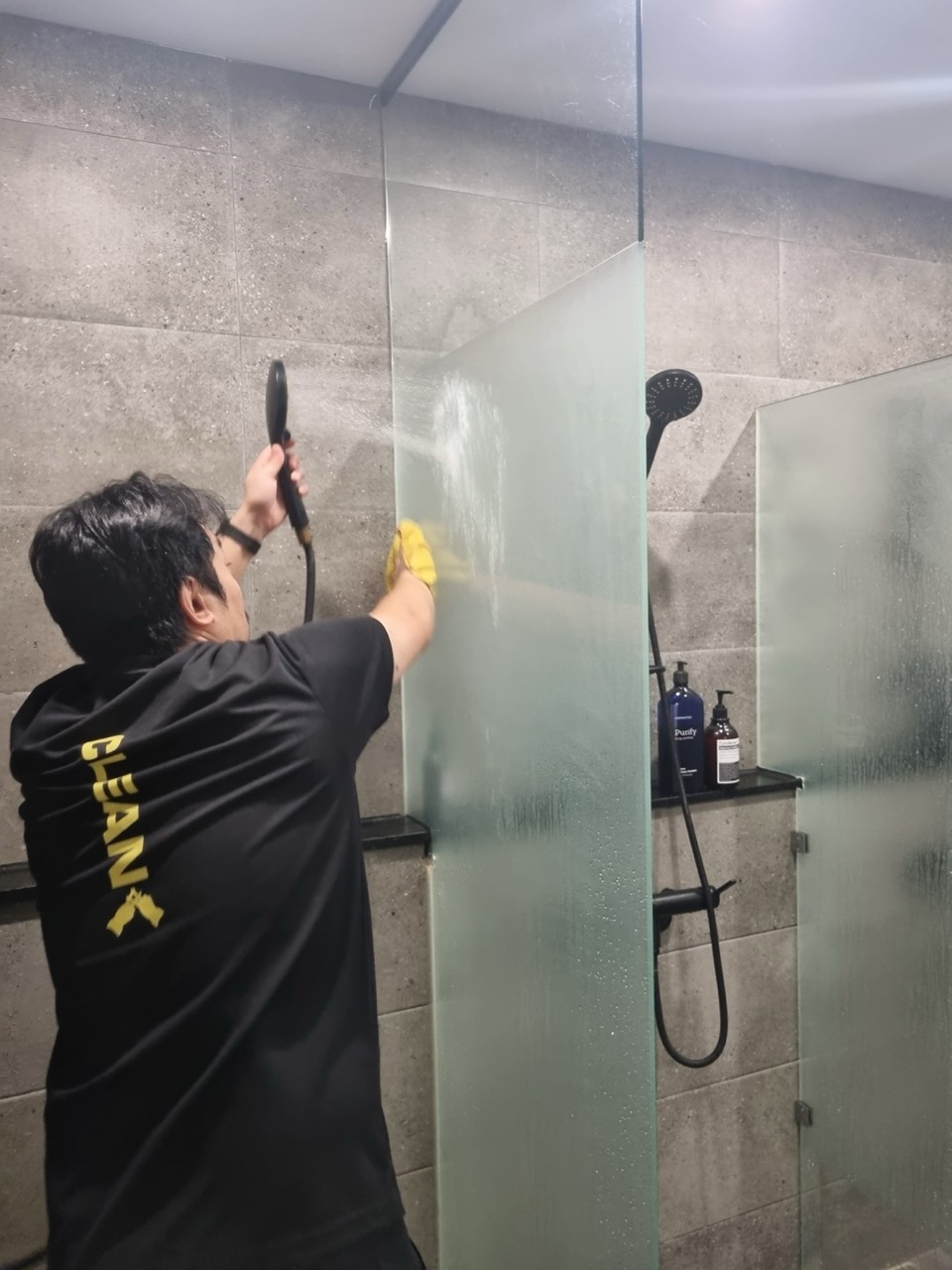 헬스장청소 작업 1